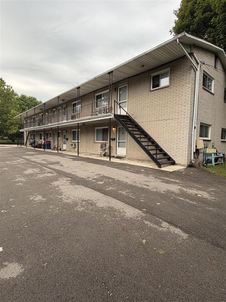 Property Photo: 75 S Liberty Street MI 48111-3917