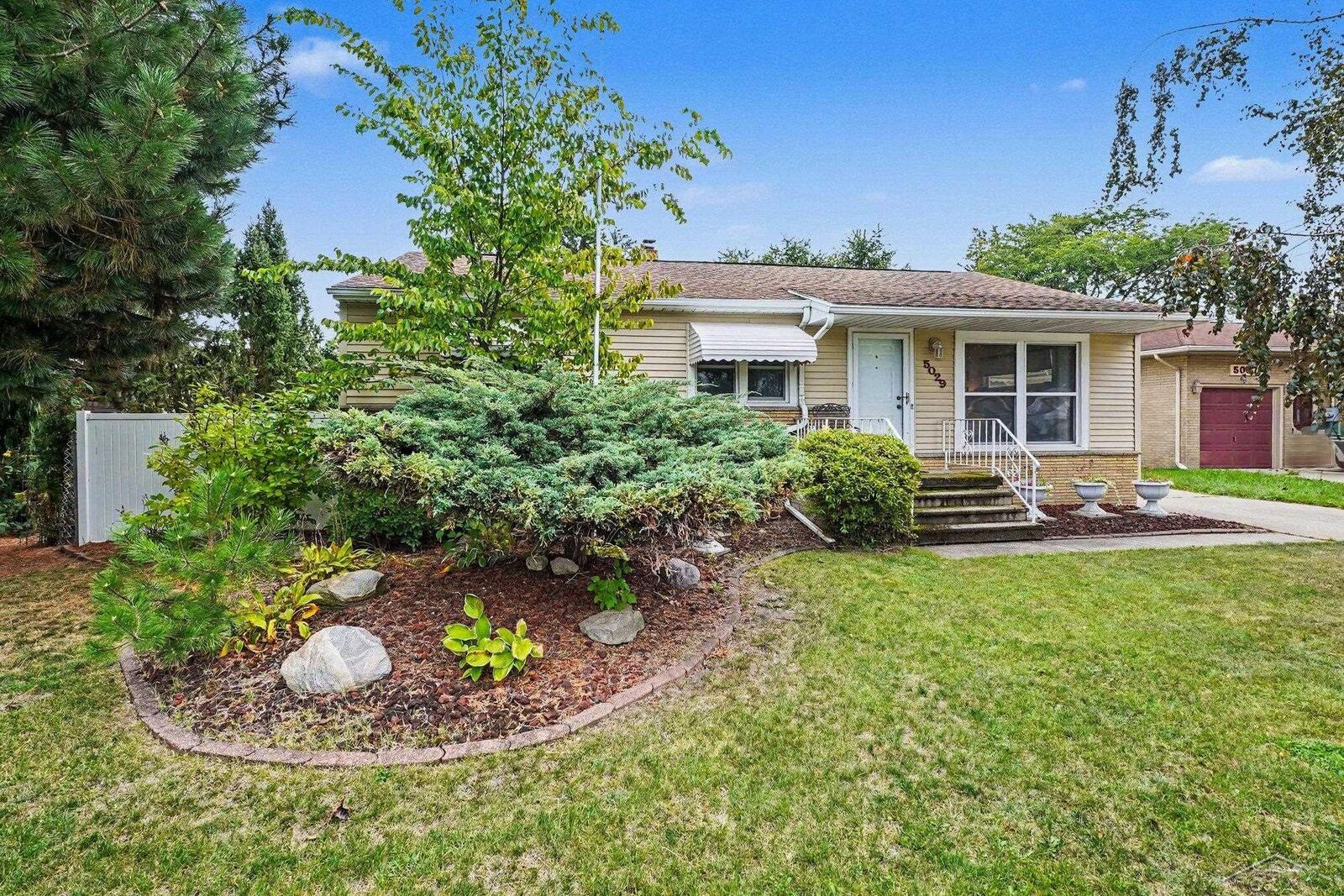 Property Photo: 5029 Reinhardt Lane MI 48706