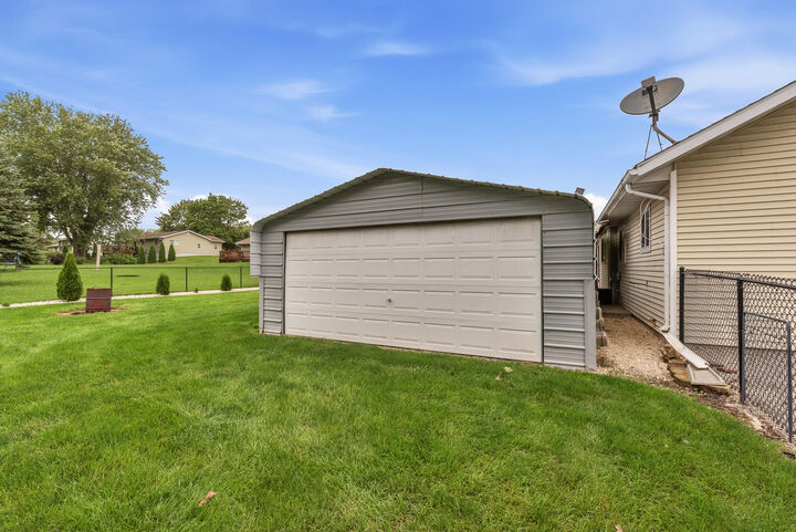 Property Photo:  N4445 Hickory Rd  WI 53034 