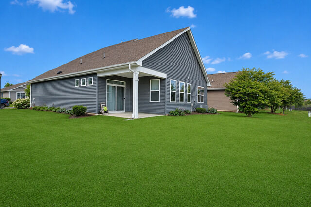 Property Photo:  2371 Cannon Drive  IL 60140 