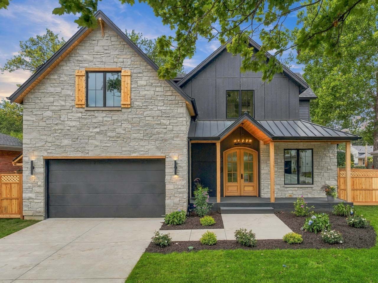 Property Photo:  810 Clover Court  IL 60025 