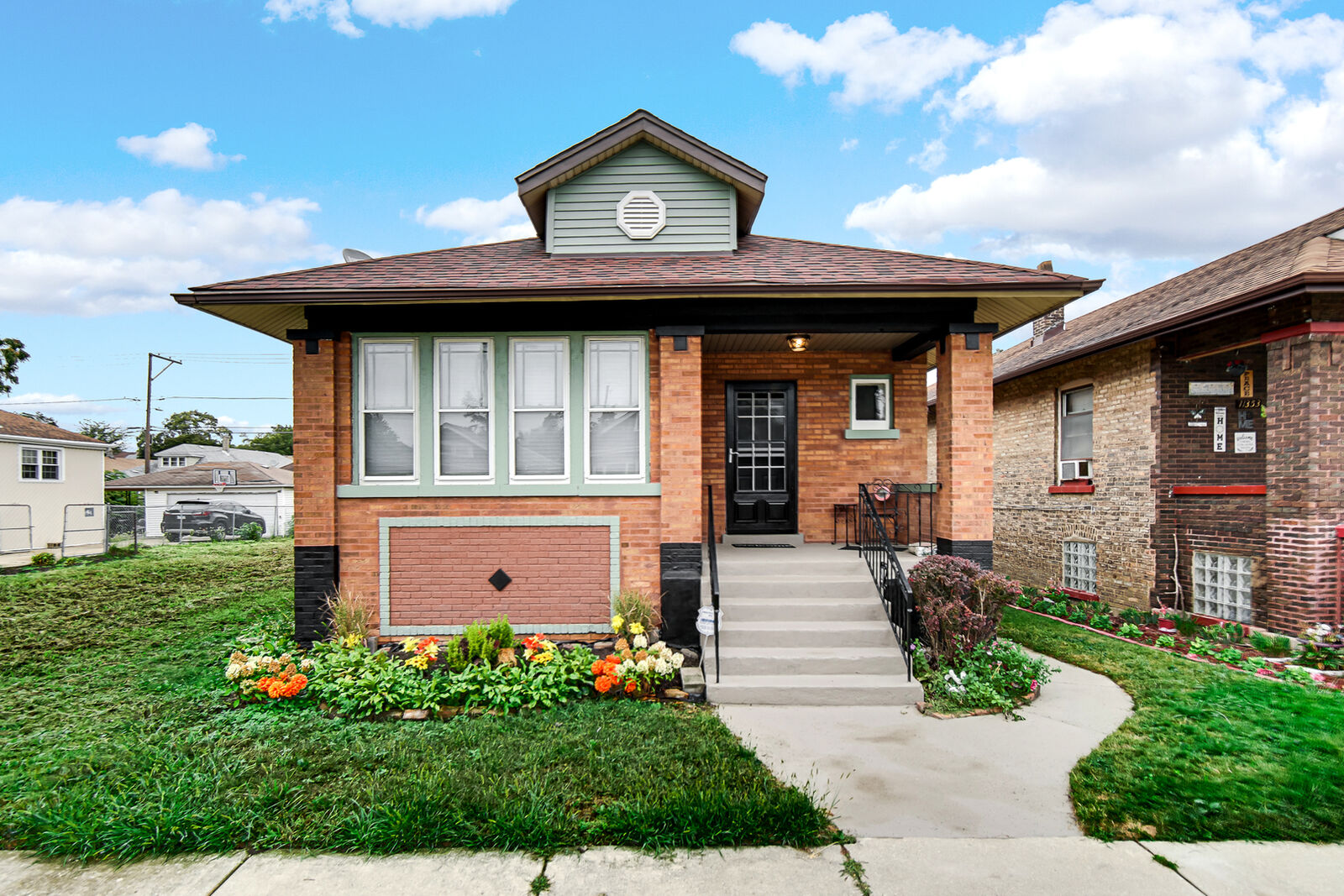 Property Photo:  11351 S Wallace Street  IL 60628 