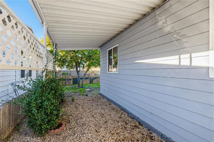 Property Photo: 1212 H Street 21 CA 92065