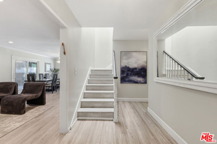 Property Photo:  5220 Mary Ellen Avenue  CA 91401 