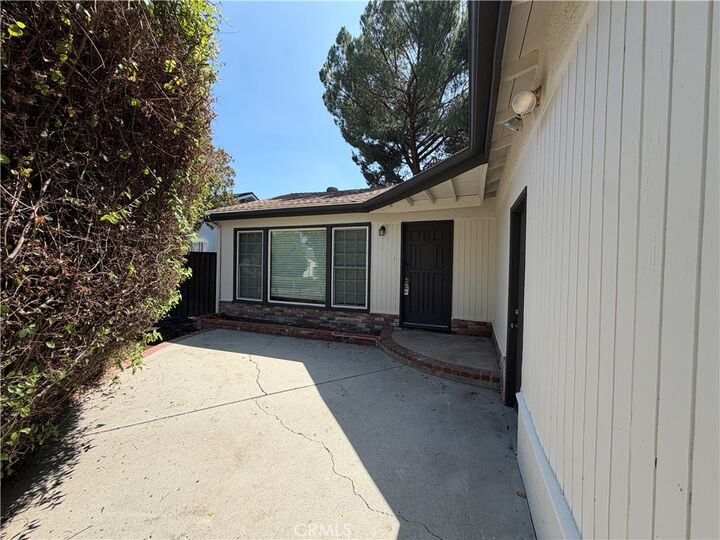 Property Photo:  22538 Berdon Street  CA 91367 