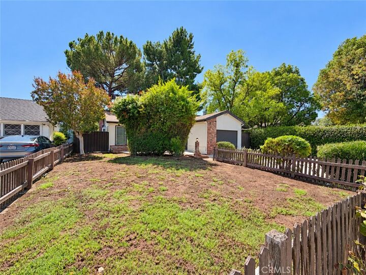Property Photo:  22538 Berdon Street  CA 91367 