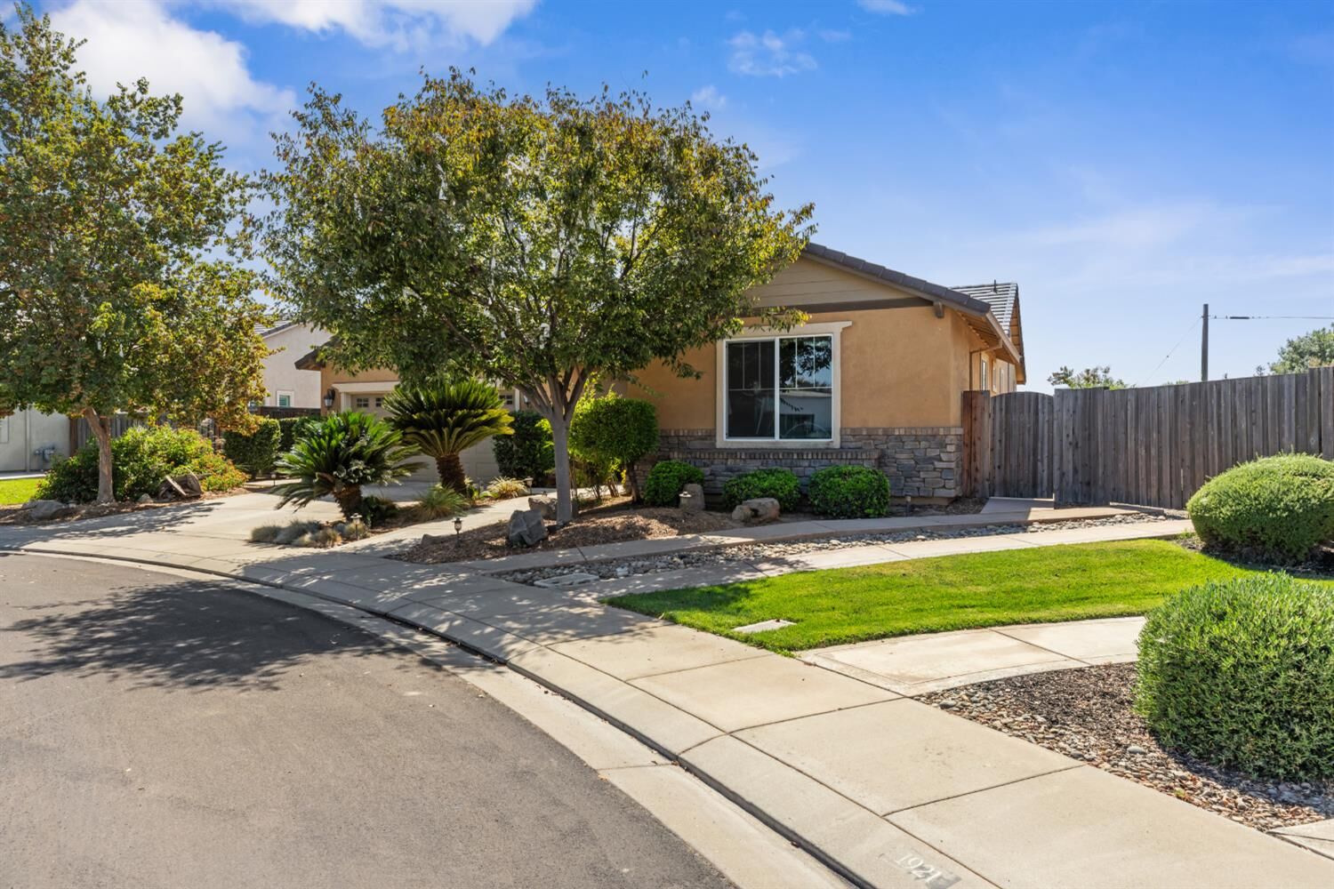 Property Photo:  7612 Nannos Court  CA 95326 
