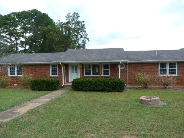 Property Photo: 505 Kindel Dr TN 37324