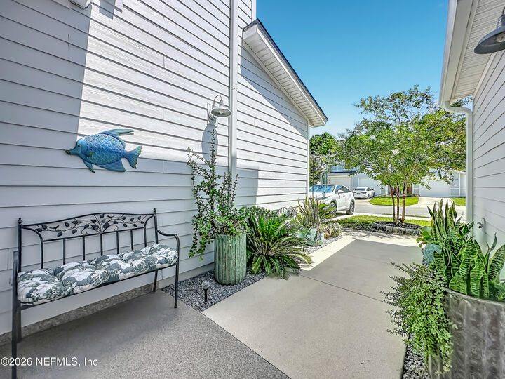 Property Photo: 25 Ridge Lake Road FL 32086