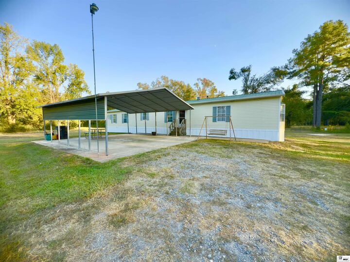 Property Photo:  1038 Moore Road  LA 71202 