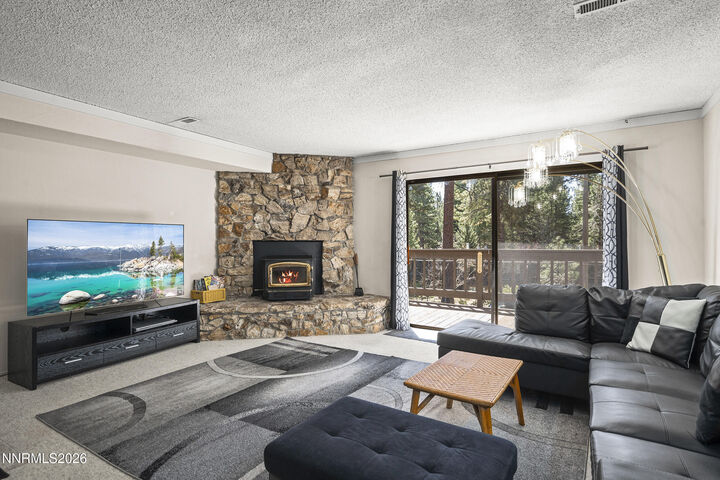 Property Photo: 861 Southwood Boulevard NV 89451