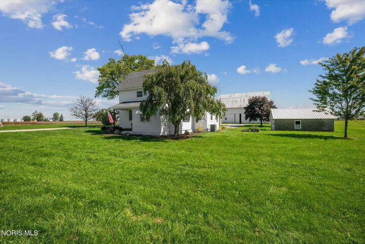 Property Photo:  8818 County Road 7-2  OH 43515 