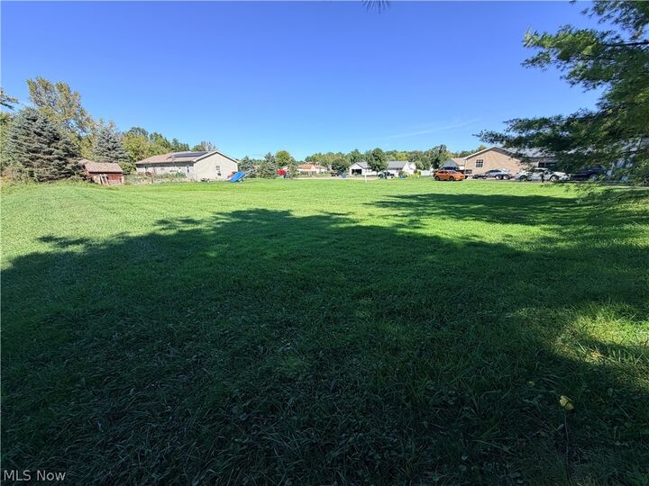 Property Photo:  7 Tami Court  OH 44410 