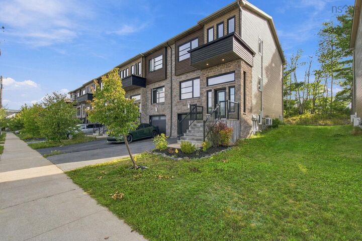 Property Photo:  76 Tilbury Avenue  NS B4B 0Y2 
