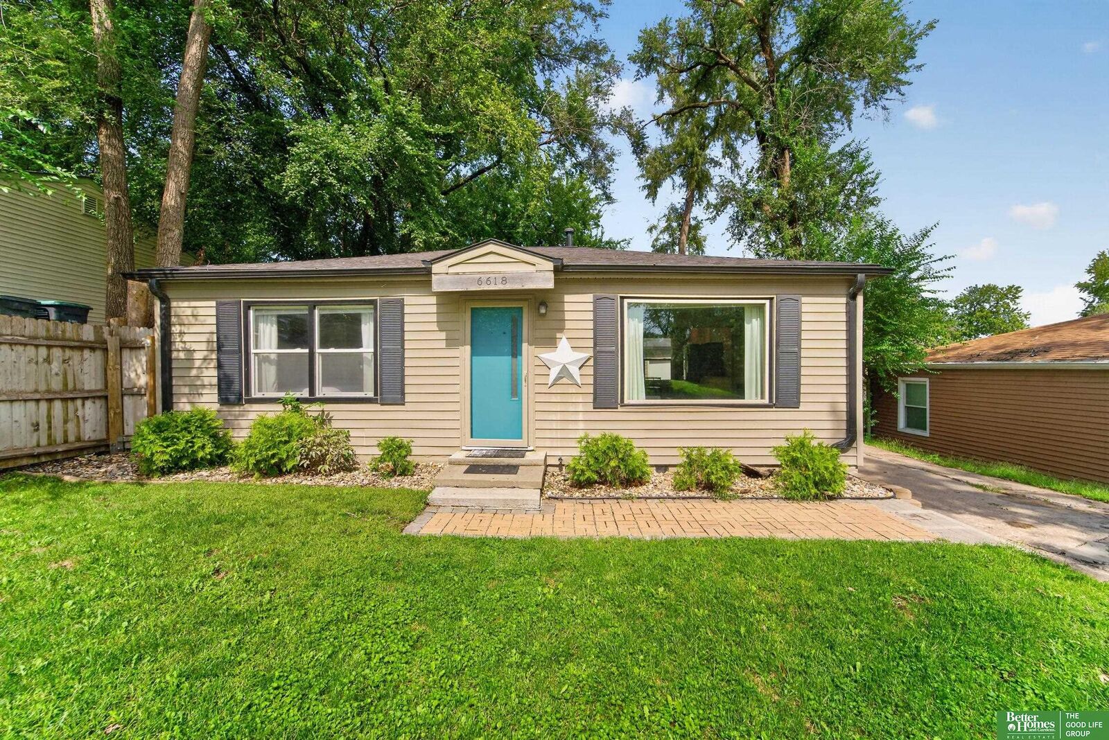 Property Photo:  6618 B Street  NE 68106 
