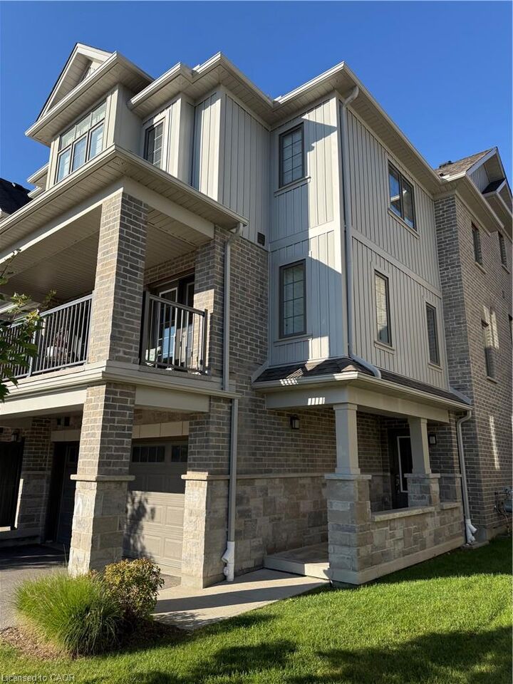 Property Photo: 115 South Creek Drive 5A ON N2P 0H2