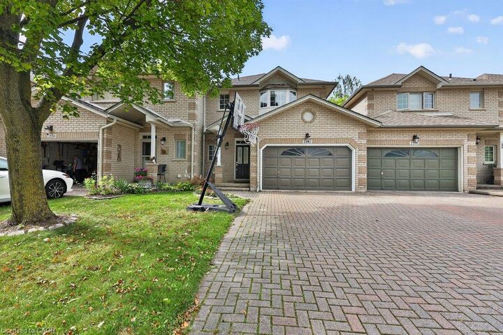 Property Photo:  2152 Greenway Terrace  ON L7M 4L1 