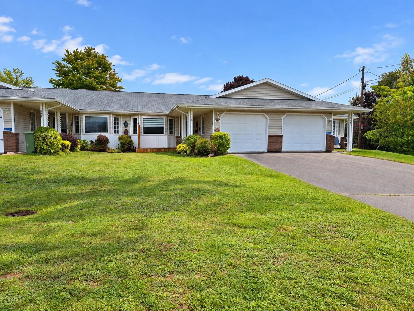 Property Photo:  110 Stafford Estates  PE C1N 6B7 