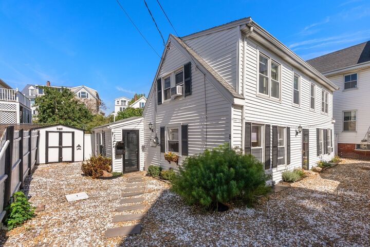Property Photo:  8 Lewis Court  MA 01930 