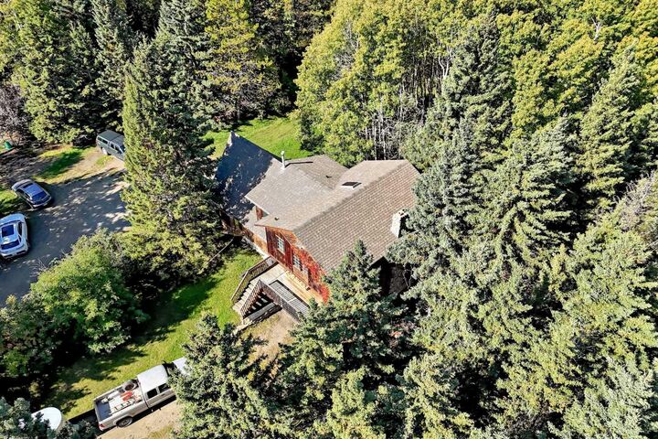 Property Photo:  209076 254 Avenue W  AB T0L 1K0 