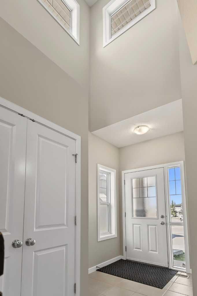 Property Photo:  13 Panora View NW  AB T3K 0R8 