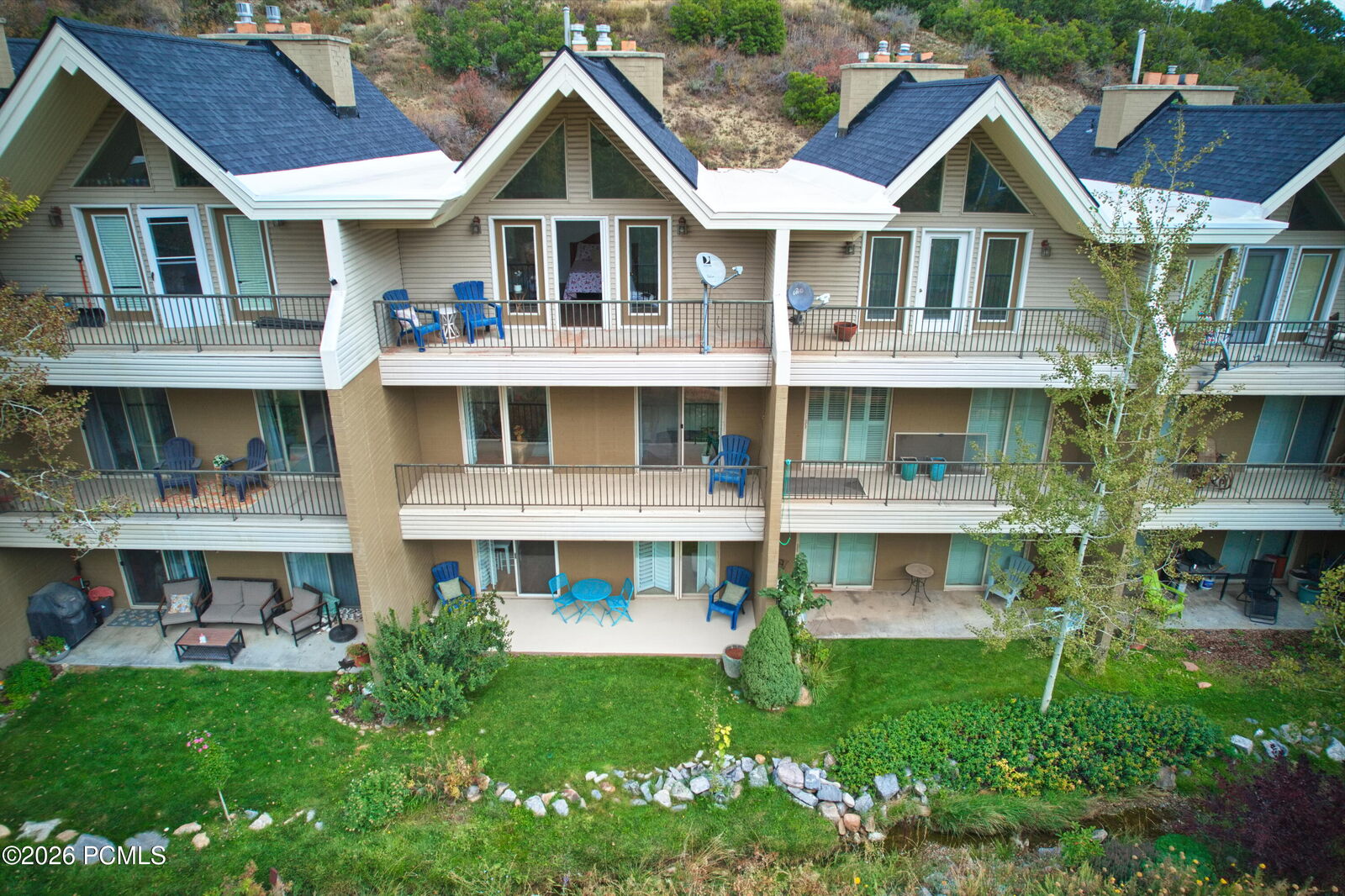 Property Photo:  435 Aspen Drive 6  UT 84098 