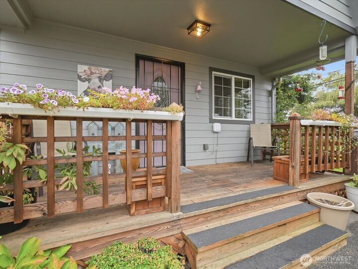 Property Photo: 6513 Waller Road E WA 98443