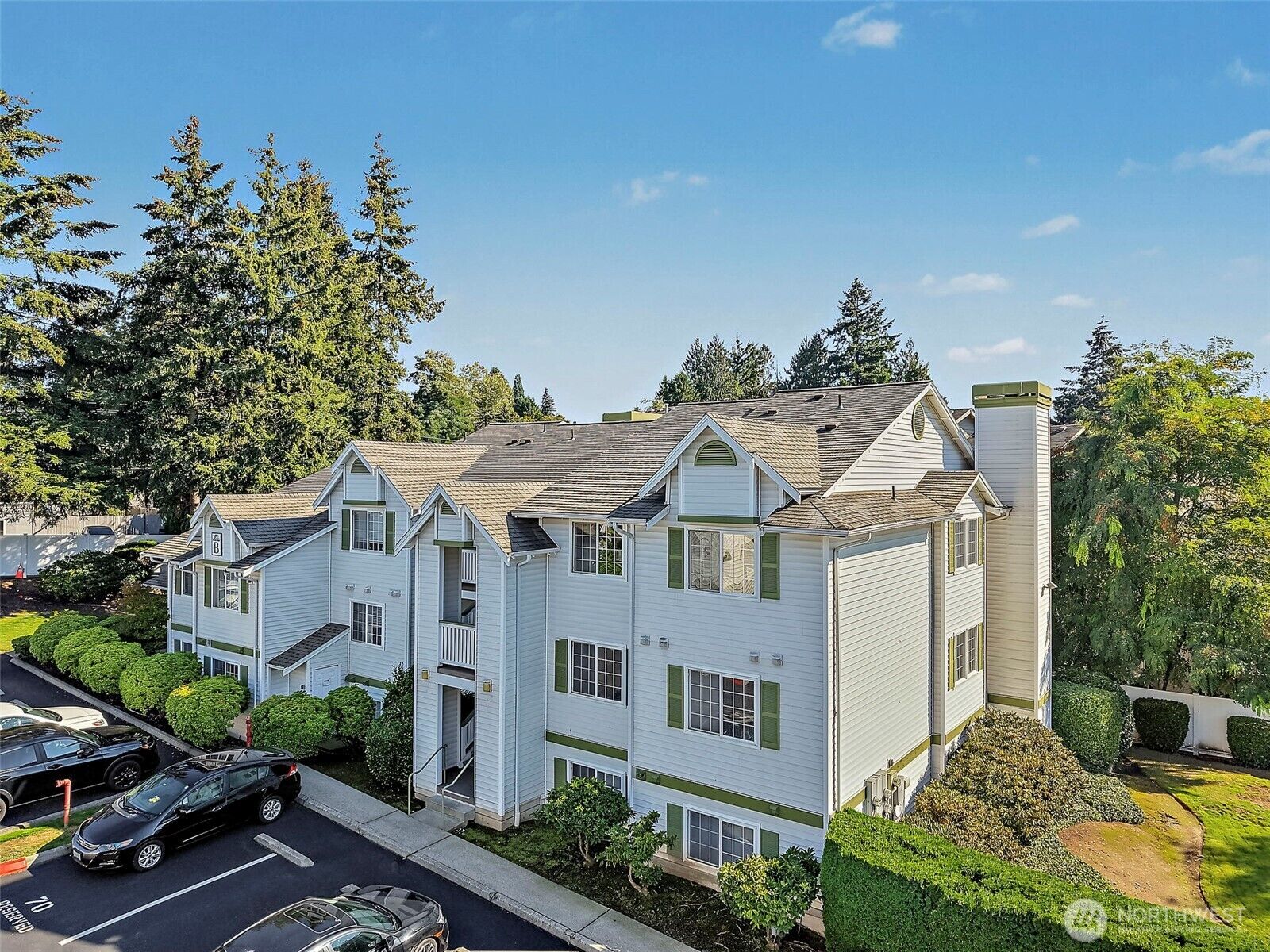 Property Photo: 901 Sunset Boulevard NE B307 WA 98056