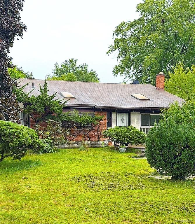 Property Photo:  3988 Dill Drive  MI 48329 
