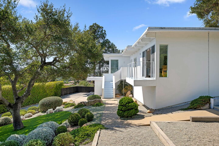 Property Photo:  704 Chiquita Road  CA 93103 