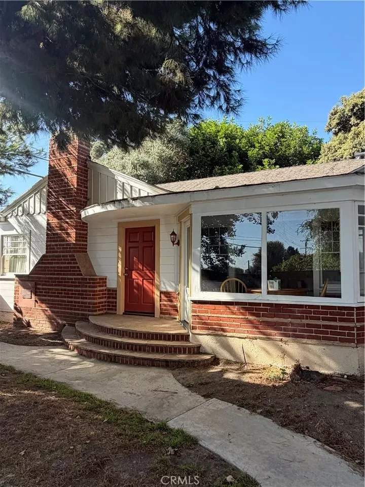 Property Photo:  18262 Bushard  CA 92708 