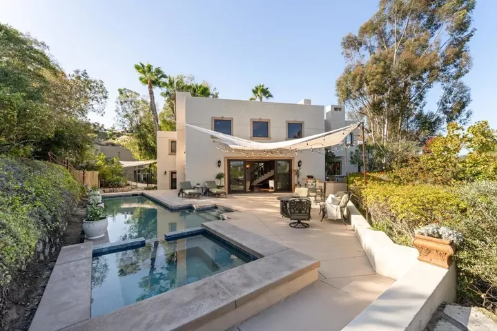 Property Photo:  136 Hummingbird  CA 92024 