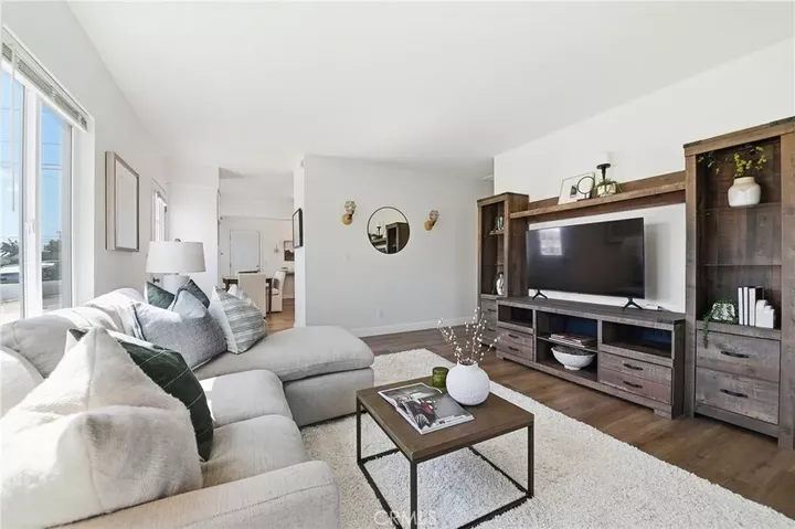 Property Photo:  1001 N Hanover  CA 92801 