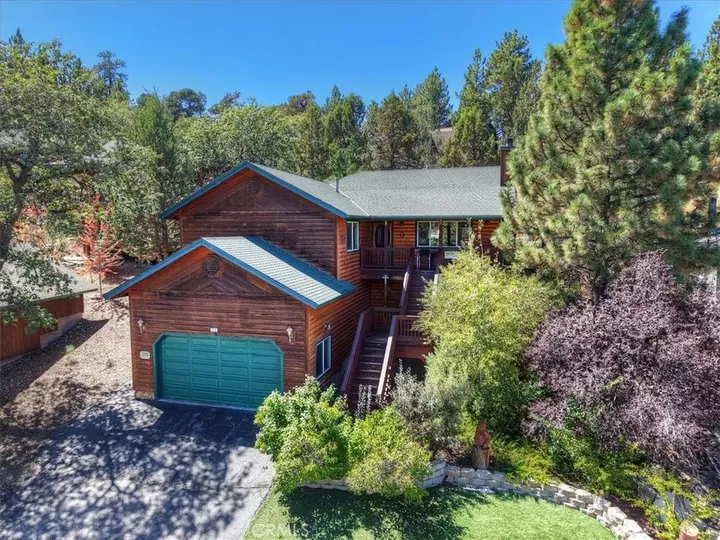 Property Photo: 473 Villa Grove CA 92314