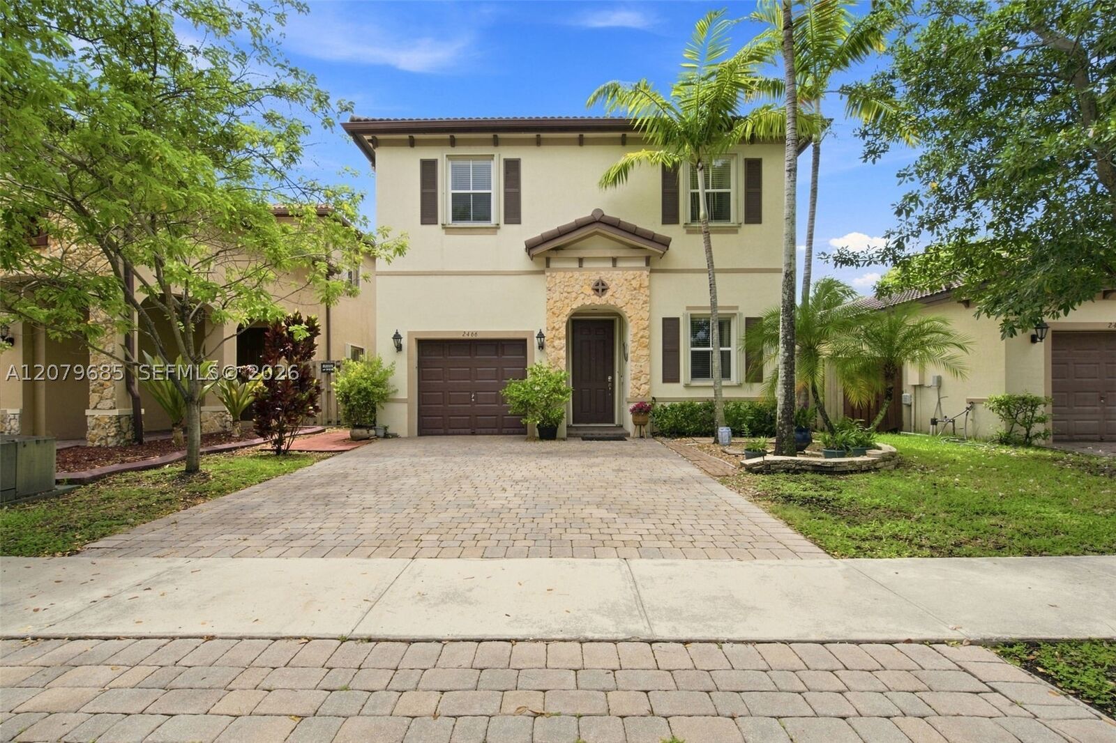 Property Photo: 2466 NE 3rd Ct FL 33033