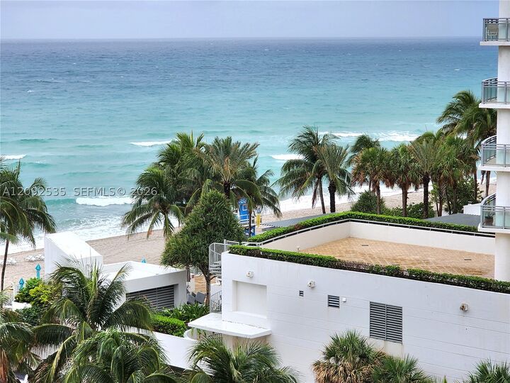 Property Photo:  3505 S Ocean Dr 819  FL 33019 