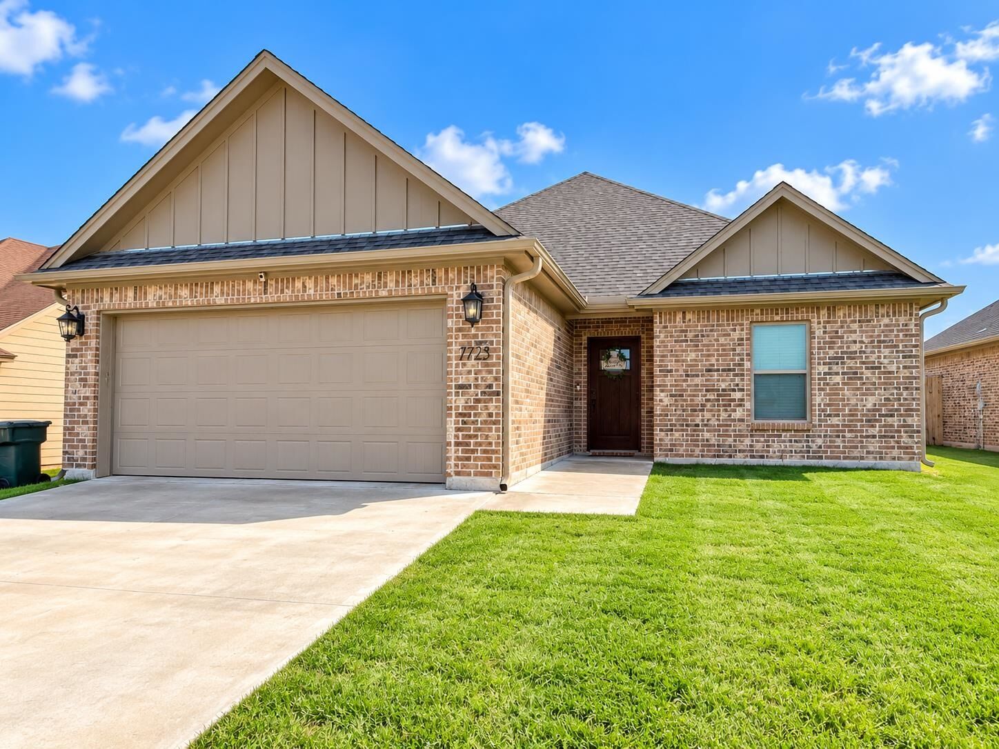 Property Photo:  7725 Honeywood Trl  TX 77642 