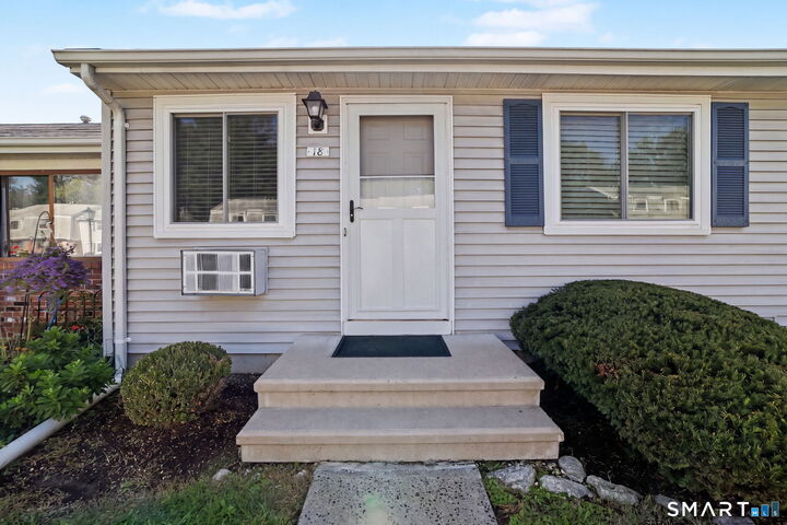 Property Photo: 18 Heritage Woods 18 CT 06492