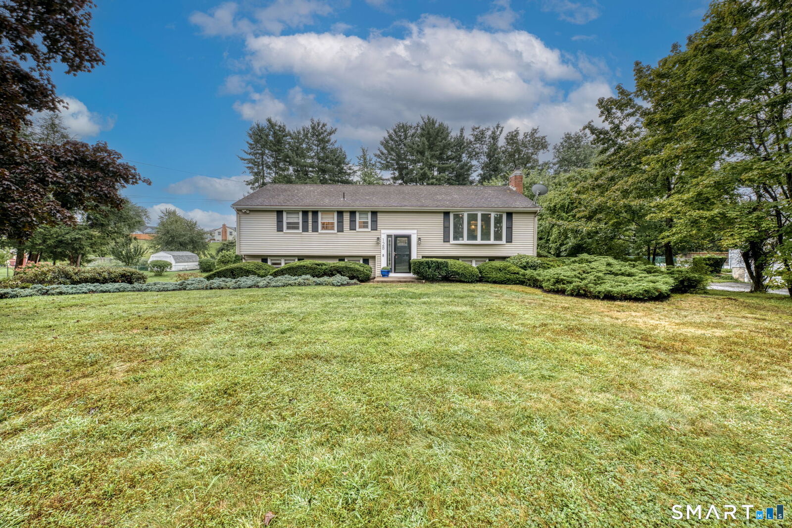 Property Photo:  128 Westerly Terrace  CT 06067 