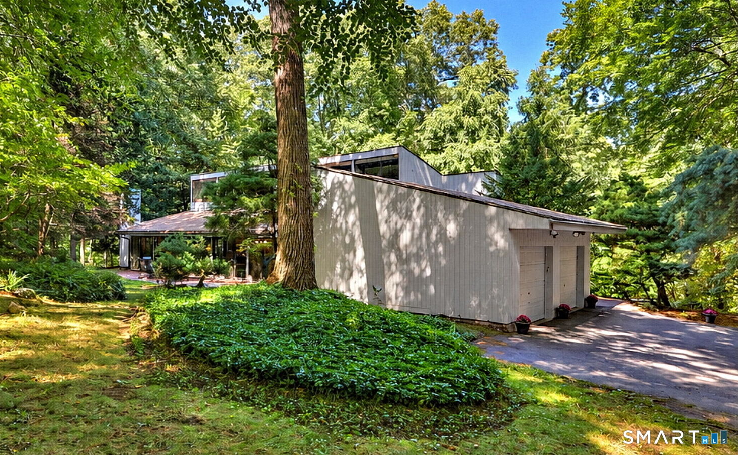 Property Photo:  28 Nettleton Drive  CT 06525 