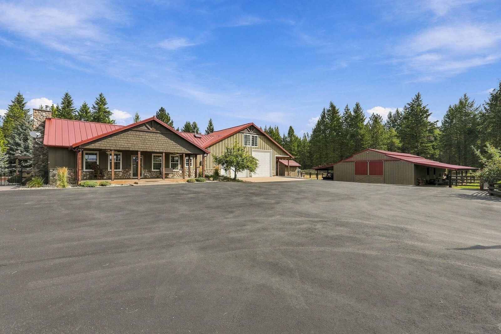 Property Photo:  3661 E Jumpoff Rd  WA 99181 