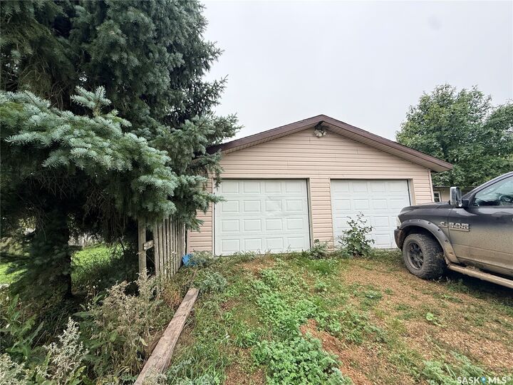 Property Photo:  Rural Address  SK S0G 5G0 