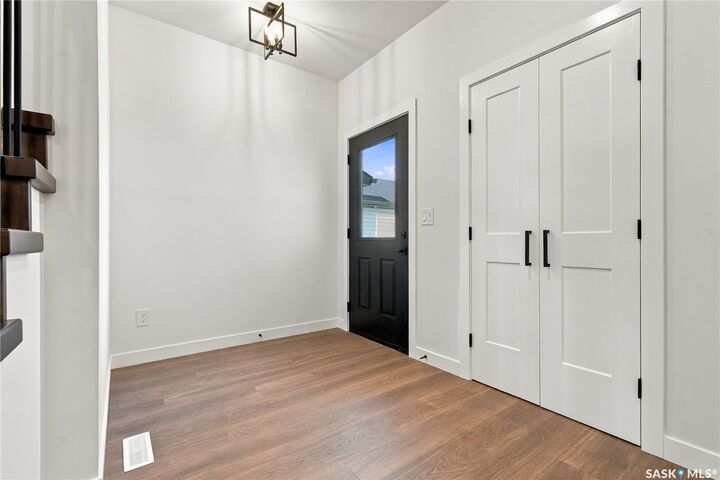 Property Photo:  251 Doran Way  SK S7V 0Z7 
