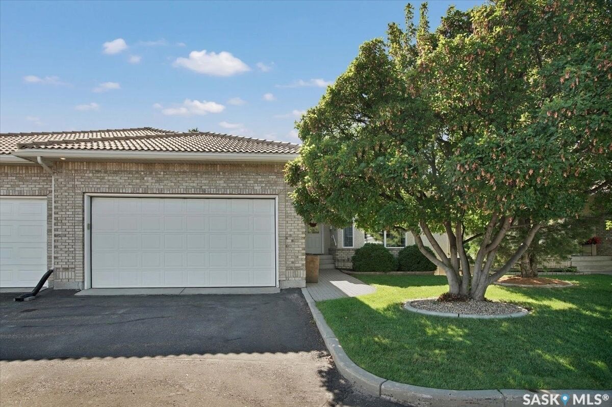 Property Photo:  315 Bayview Crescent 14  SK S7V 1B5 