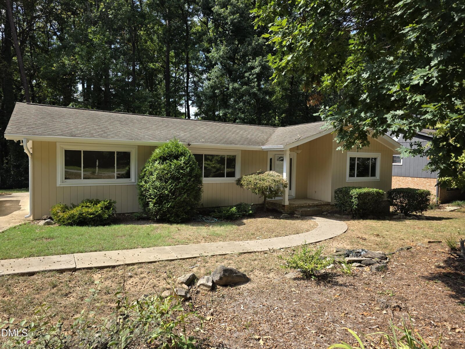 Property Photo:  6721 Brookhollow Drive  NC 27615 