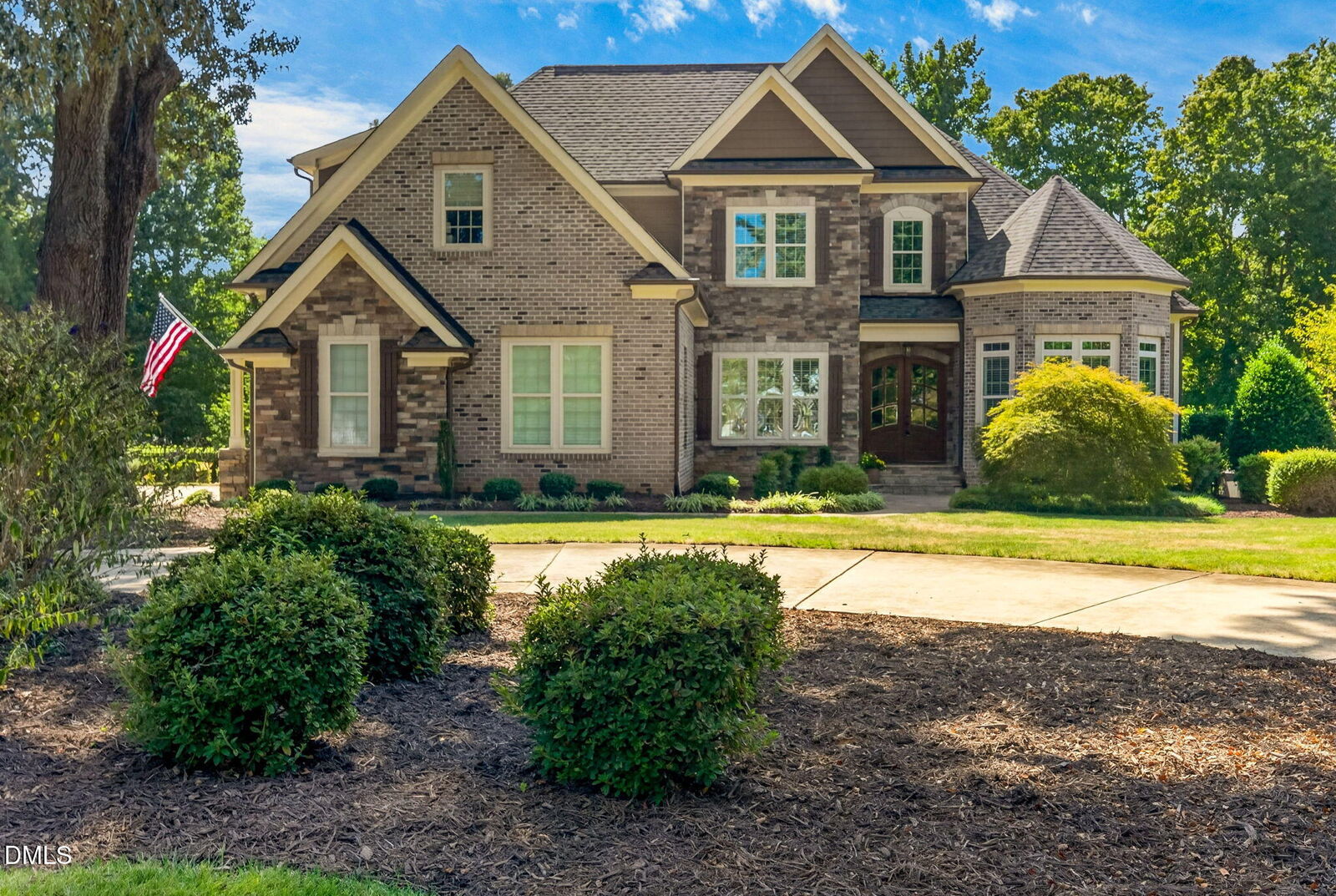 Property Photo:  691 Hawthorne Place  NC 27522 