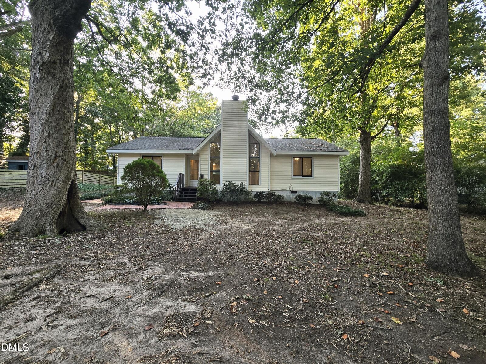 Property Photo: 6613 Louisburg Road NC 27616
