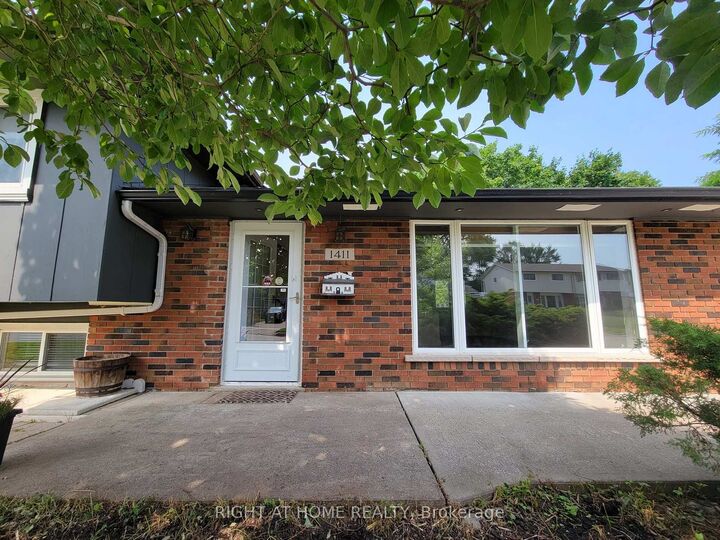 Property Photo:  1411 Charles Drive  ON L7P 2C8 