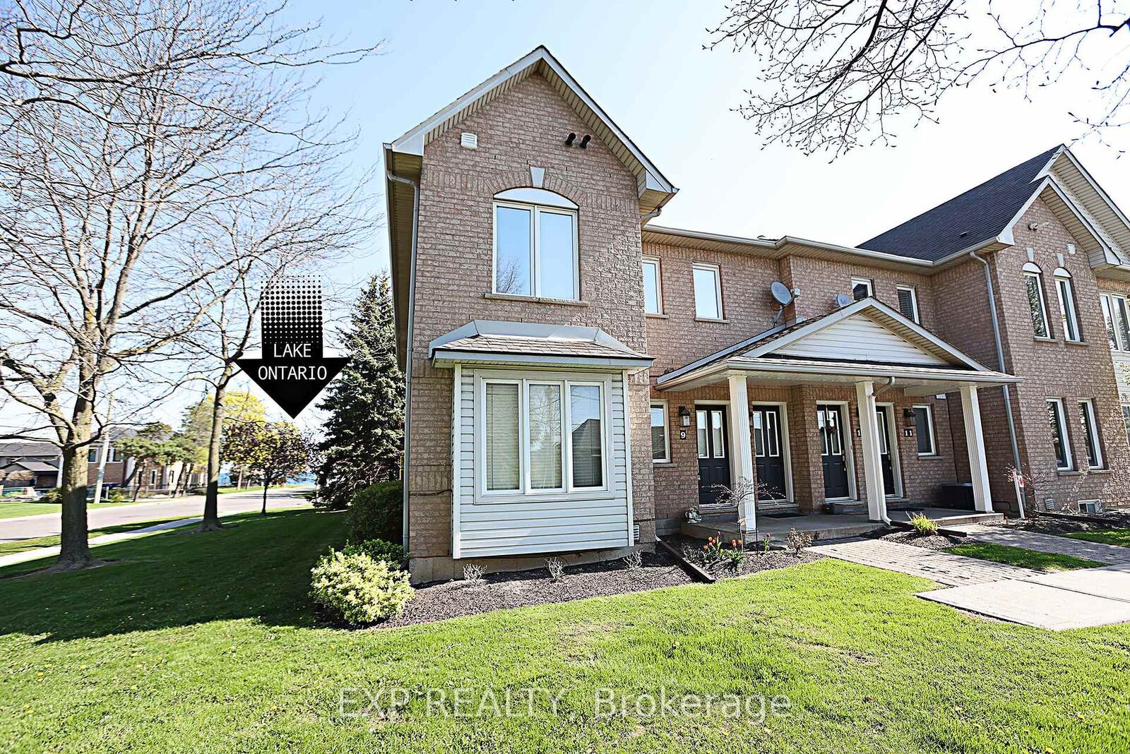 Property Photo:  2 Harbour Drive 9  ON L8E 6B1 