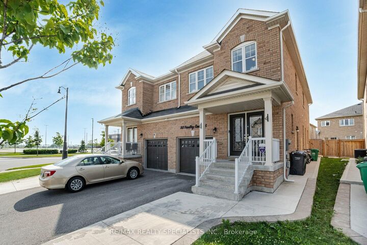 Property Photo:  93 Yardley Crescent  ON L6X 5L8 